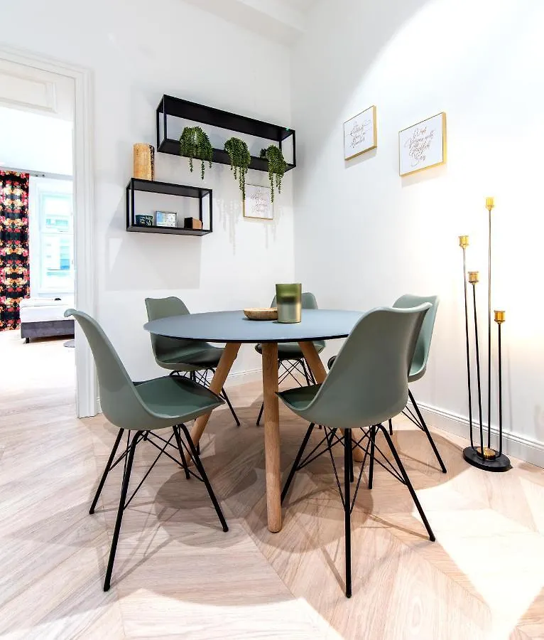Herzfeldhaus City Apartment 비엔나 0*,  오스트리아